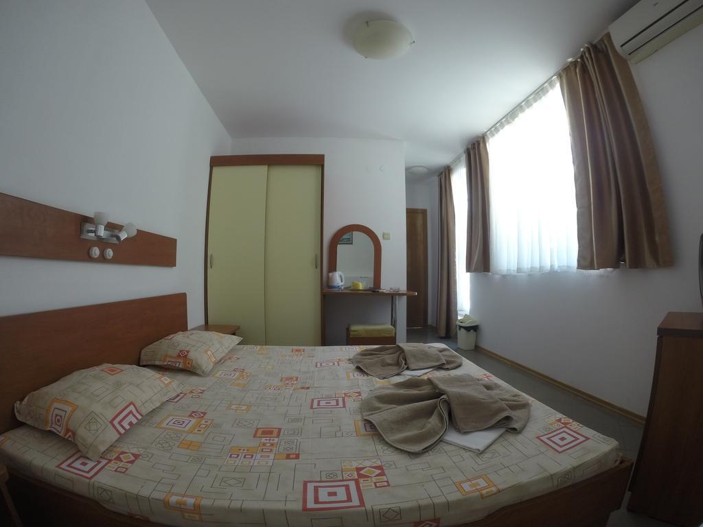 Hotel Filland Sozopol Quarto foto