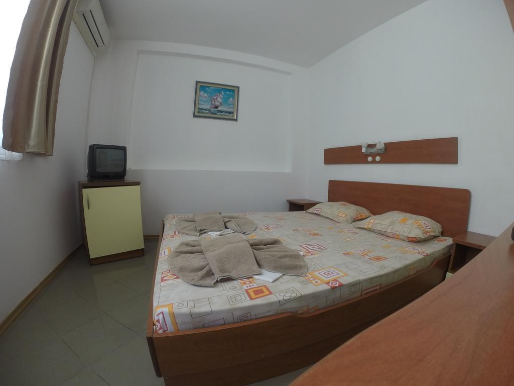 Hotel Filland Sozopol Quarto foto