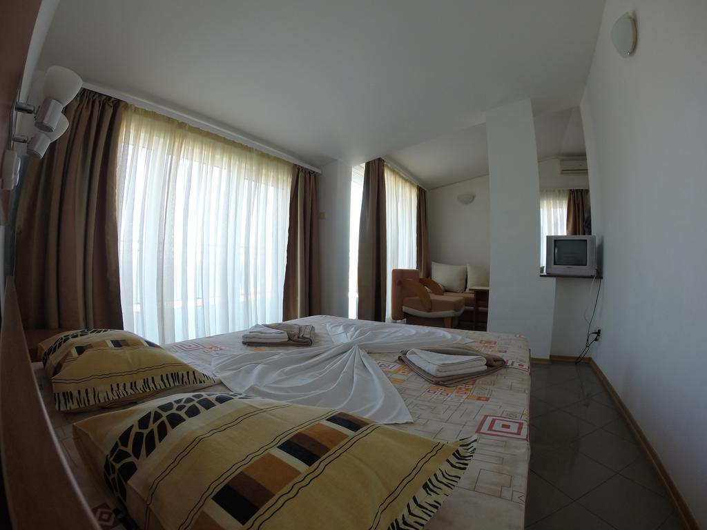 Hotel Filland Sozopol Quarto foto